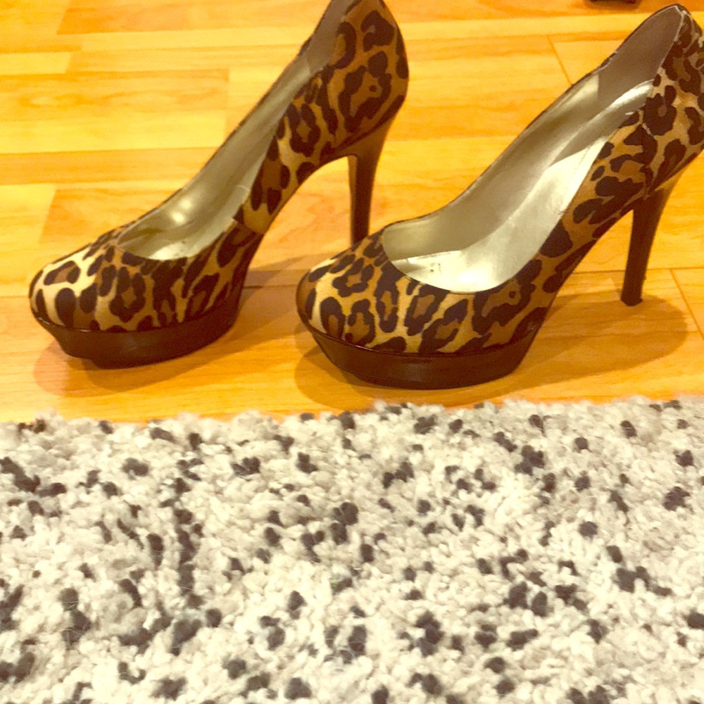 Guess cheetah heels